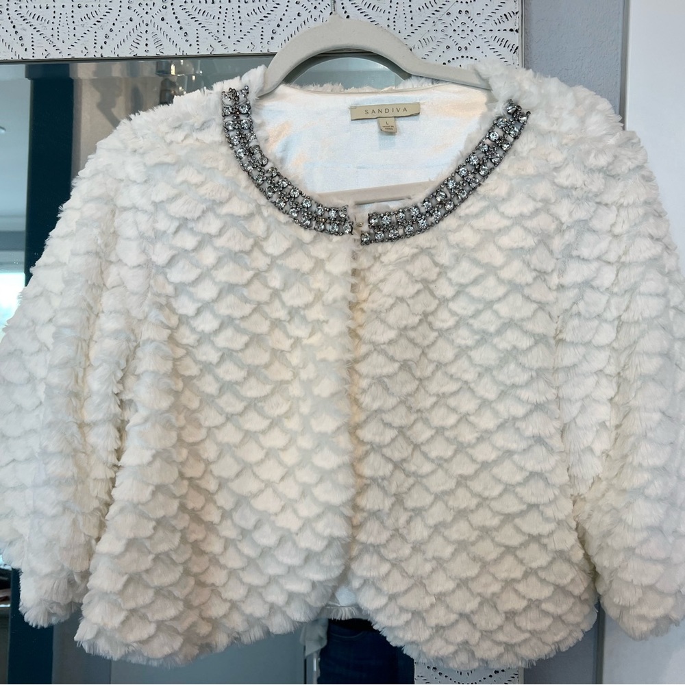 Sandiva Mini Jacket